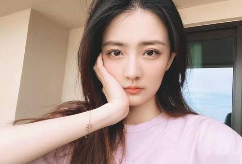 徐璐图片生活照,展现清新自然的美